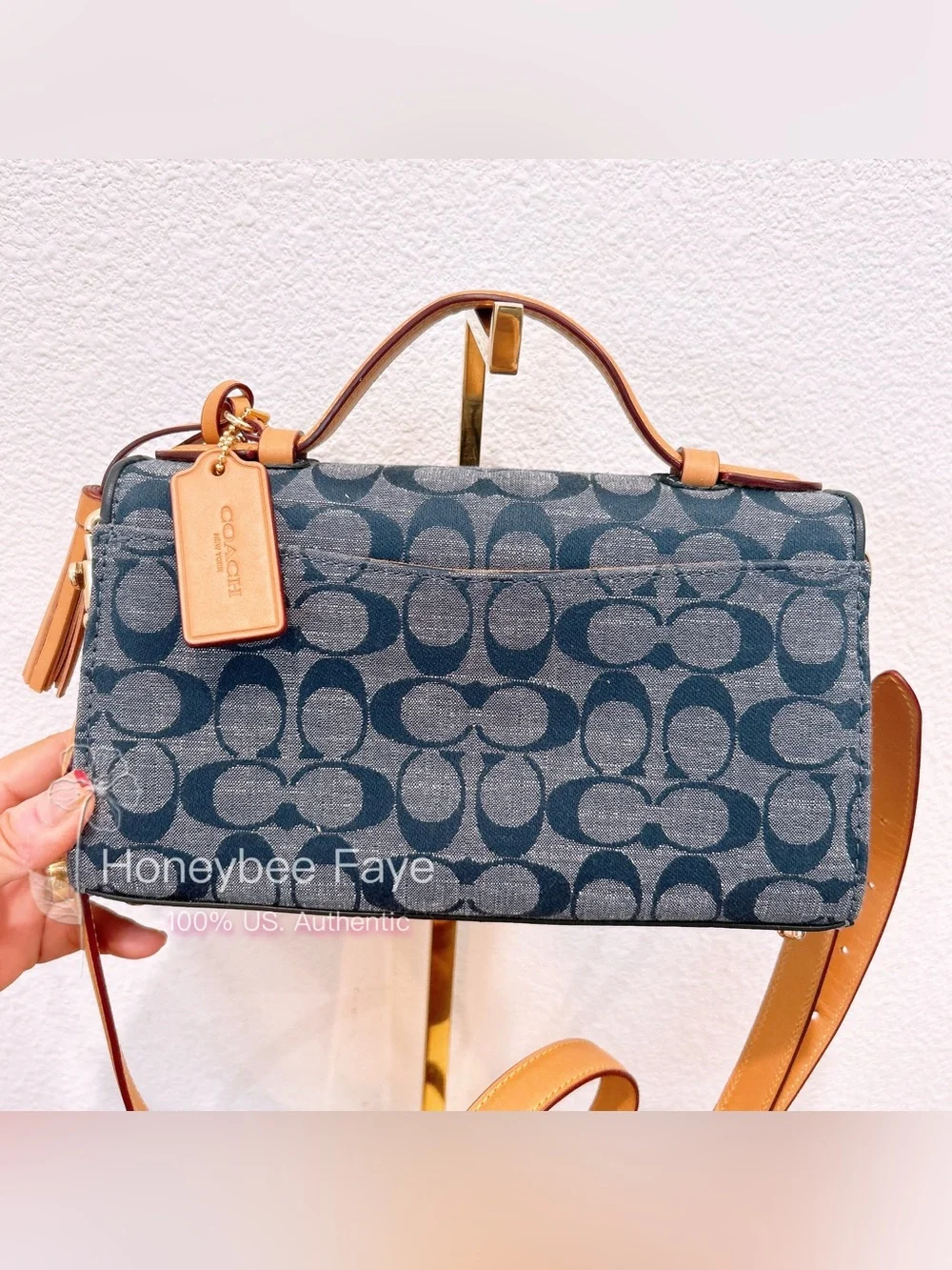NWT Coach Kleo Top Handle In Signature Chambray C8513